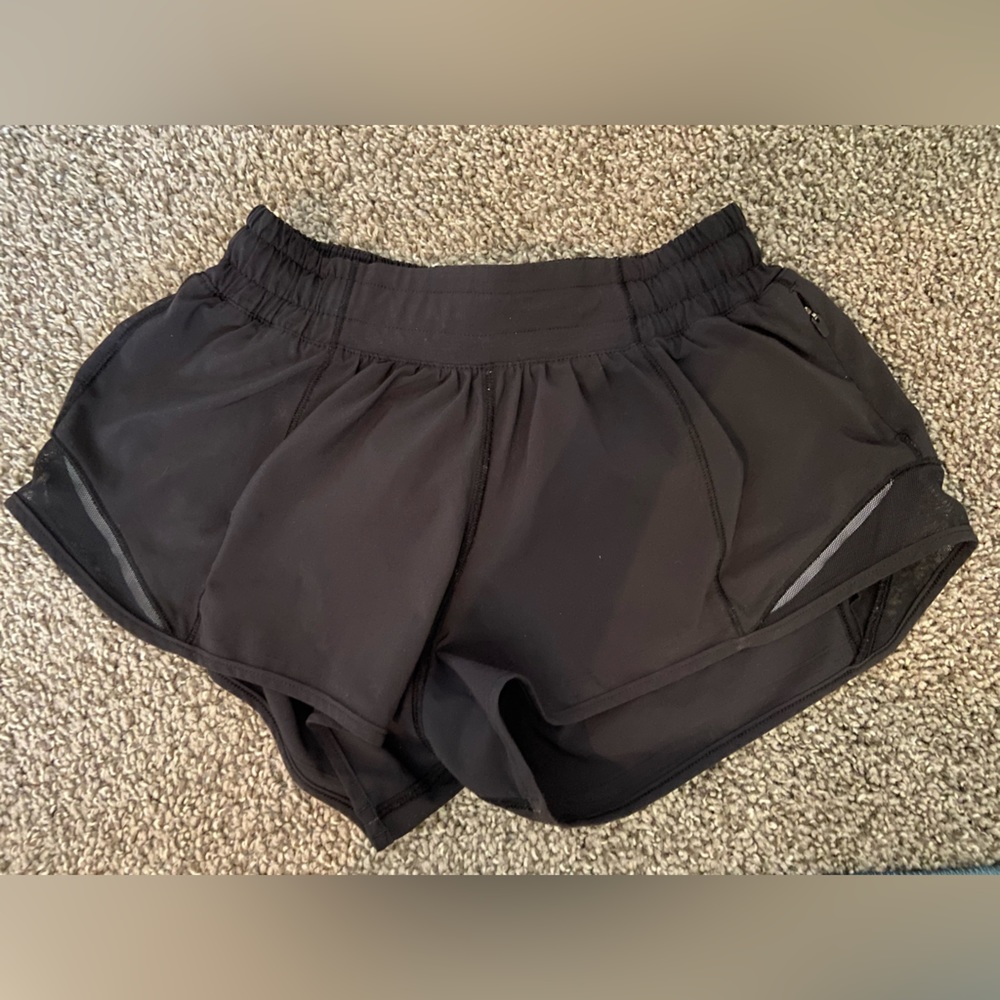 LULULEMON Hotty hot shorts